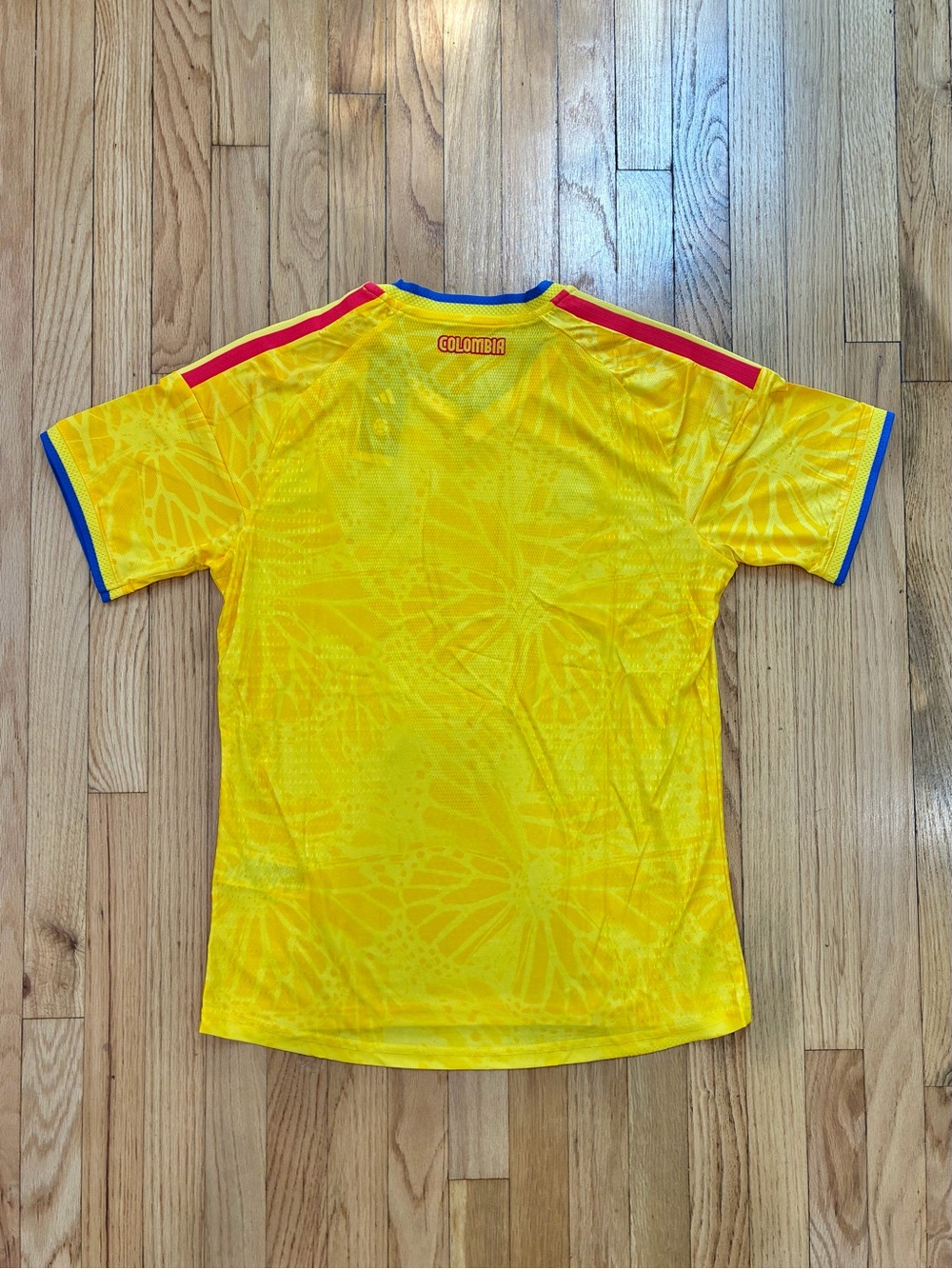 Adidas Colombia 2026 World Cup Jersey Player Version Size Large - Picture 8 of 8
